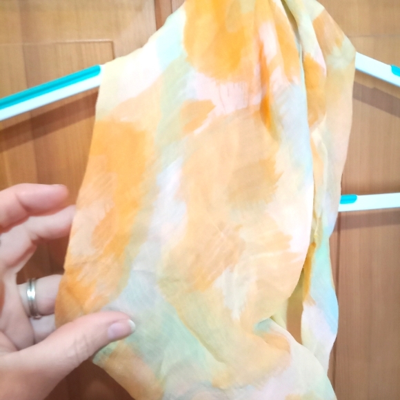 Alentejo 100% silk infinity scarf made in Japan - Picture 3 of 5